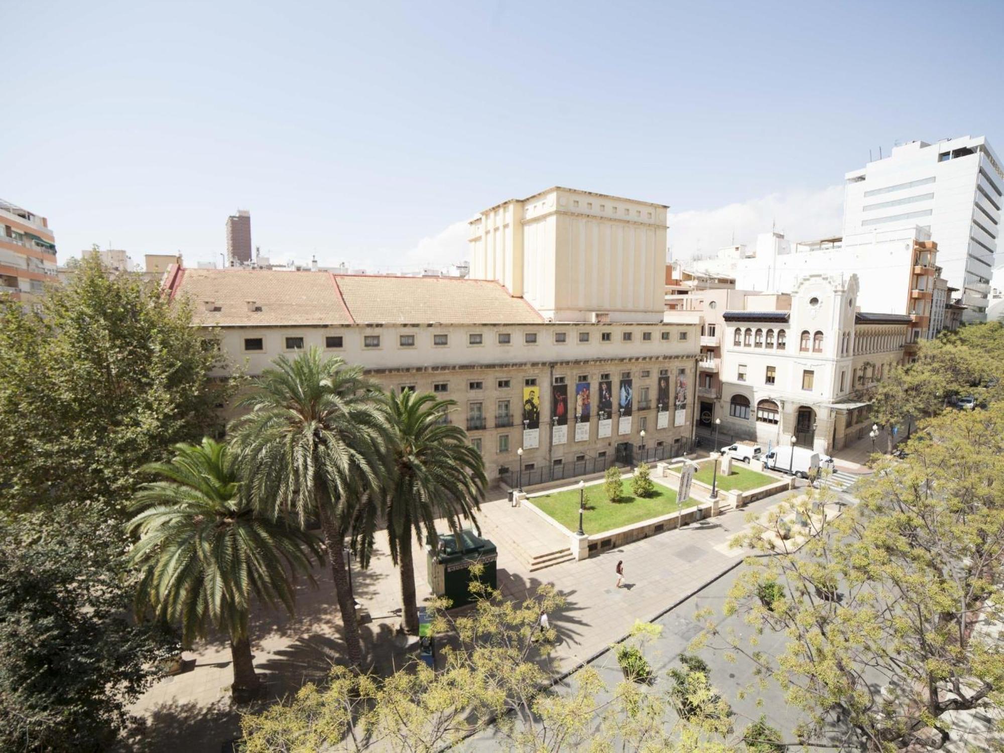 Teatro ~ Alicante Extérieur photo